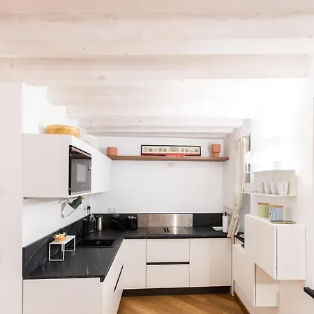 公寓 Stylish Apartment, 2 Bedrooms, Elevator