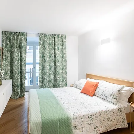 Stylish Apartment, 2 Bedrooms, Elevator Appartement