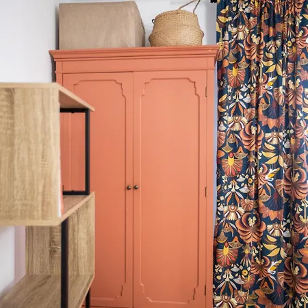 Stylish Apartment, 2 Bedrooms, Elevator 公寓